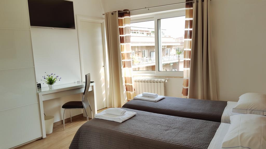 Luce Di Luna Luxury Suites Рим Экстерьер фото
